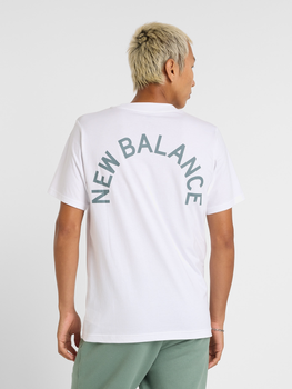 Футболка бавовняна довга чоловіча New Balance Sport Arch Graphic MT51985WT M Біла (197967437885)