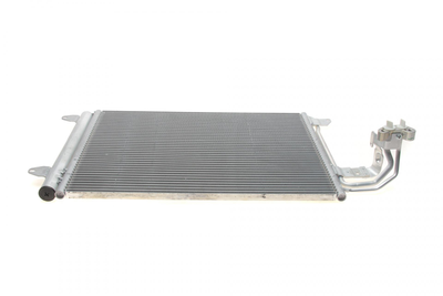 Радіатор кондиціонера VW Caddy III 03- - 817777 VALEO