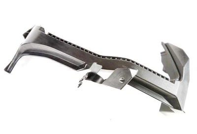 Кронштейн бампера Subaru (57707SG000)