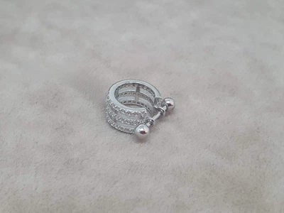 Серебряная серьга кольцо для пирсинга хеликса со штангой. 40081ШТ