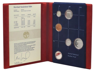 Набор монет Нидерланды набор из 6 монет 1984 Proof 5, 10, 25 центов, 1, 2,5 гульденов, серебряная медаль