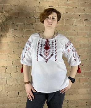 Женская белоснежная вышиванка Ноко «Тиана» красный орнамент 54