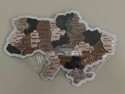 Дерев'яна карта України, багатошарова 3D, настінна, 50x33,5 см