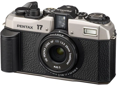Фотокамера Pentax 17 Black/Silver