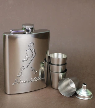Набор фляги Johnnie Walker с воронкой и стопками подарок для парня, папы, военного, мужчины (21-0061)