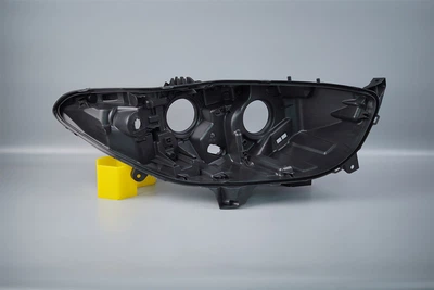 Корпус фари Ford Fusion Halogen (2012-2016) дорест правий Lemarix (B15-2103-2)