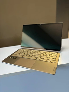 Планшет Lenovo IdeaPad Duet 5 13Q7C6 13.3" (1920х1080) IPS FHD \ 4\64GB \ ChromeOS \ Идеальное состояние \ Б\У