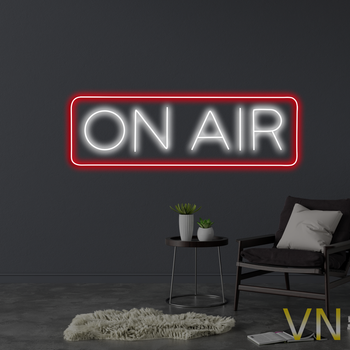 Неоновая вывеска "On Air" 20х7 см