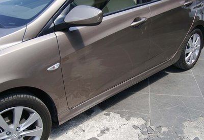 Бокові пороги DPT (чорний глянець) для Hyundai Accent 2011-2017 рр