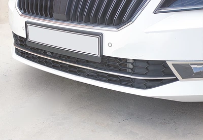 Skoda Superb 2015-2024 - Накладки на передний бампер OmsaLine из нержавеющей стали (3 шт)
