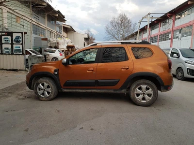 Розширювачі колісних арок для Renault Duster 2018-2024, пластик, 8 шт, широкі V2