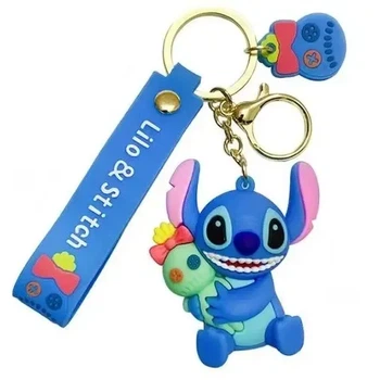 Брелок Стич Stitch из мультфильма Лило и Стич обнимает игрушку