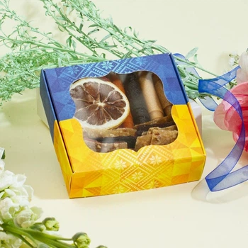 Подарунковий набір з пастили FRUIT SNACK КАПРИЗ 90г коробка прапор