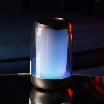 Портативная беспроводная мини колонка с Bluetooth и микрофоном для телефона