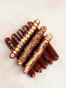 Паличка чурчхели Pakhlava Bakery з фундуком