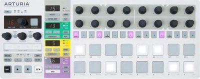 DJ контроллер Arturia BeatStep Pro