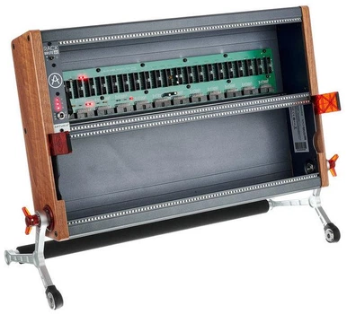 Модульне обладнання Arturia RackBrute 6U