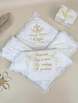 Крыжма утеплённая для девочки Family Tradition велюровая махра с вышивкой 100х100 см белая Сонечка