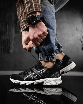 Стильні чоловічі кросівки Asics 45р чорні (91577)