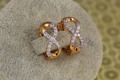 Серьги Xuping Jewelry Восьмерки с родием 1.8 см золотистые