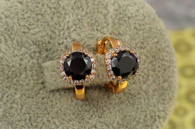 Серьги Xuping Jewelry принц с черным камнем 1.5 см золотистые
