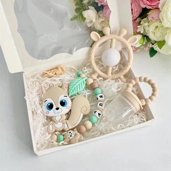 Подарочный набор для девочки с именной игрушкой грызунком Белочка бежевый на выписку, крестины