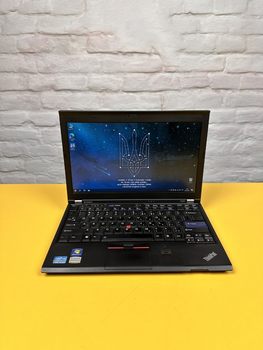 Ноутбук Lenovo ThinkPad X220, 12.5" HD IPS, Intel Core i7-2620M, 8GB, SSD 160GB, Intel HD Graphics 3000 Б/В