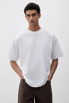 Футболка H&M Oversized Fit XL білий 1074658002