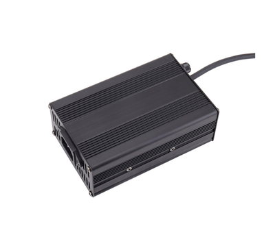 Зарядний пристрій для акумуляторів AGM 60V, 4A, + крокодили, 135x90x50mm