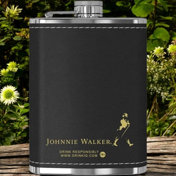 Фляга JOHNNIE WALKER 18 Oz/532 ml з нержавіючої сталі в екошкірі