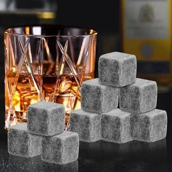 Whiskey Stones – набір каменів для напоїв.