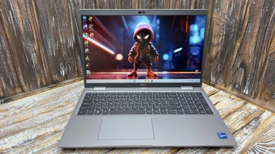 Ноутбук Dell Latitude 5521 (15.6" FHD IPS,Core i7-11850H,GeForce MX450 2 GB) (4611) Б/У