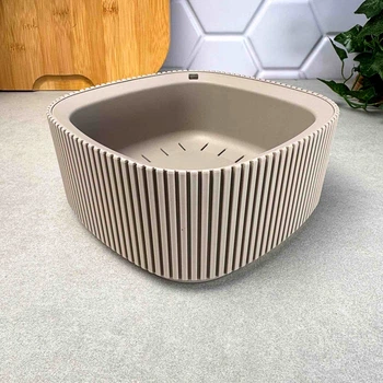 Квадратный цветочный горшок 1 л Латте PERA Karasu KRS-247
