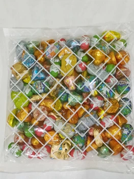 Набір цукерок шоколадні яйця (фігурки) Laica Ovetti Assortite Великоднє асорті 850г