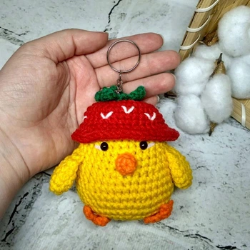 Брелок Курча в шапочці іграшка в'язана ручної роботи Hand Made амігурумі 7х5 см Жовтий 202-73