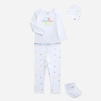 Дитячий комплект (лонгслів + штани + шапочка + шкарпетки) Calvin Klein 417946115 92 см Білий (1159829752)