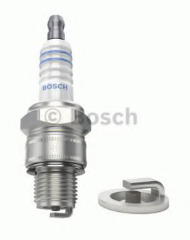 Комплект свечей зажигания Bosch (0 242 235 900)