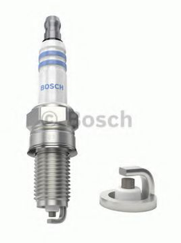 Свеча зажигания Bosch (0 242 140 519)