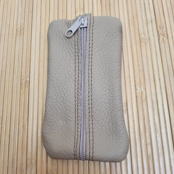 Ключница длинная из кожи бежевая длинная на 2 отдела 15×8 см