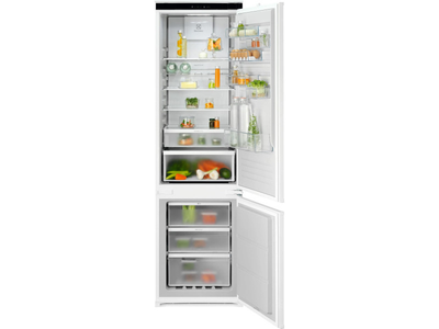 Холодильник із морозильною камерою Electrolux E6M NTE19 S