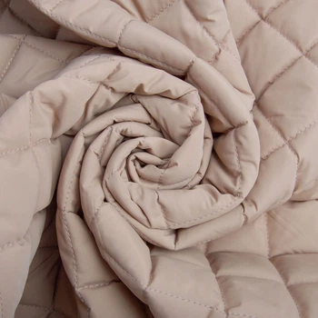 Ткань подкладочная стеганная утеплитель 7,5x7,5 см, синтепон 100 + спанбонд, плащевая однотонная, 140 см