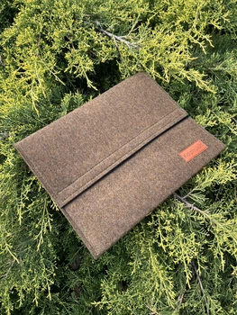 Універсальний чохол з фетру для планшета Kozhukh 7" - 11" Little Brown (300*245 mm) на липучці
