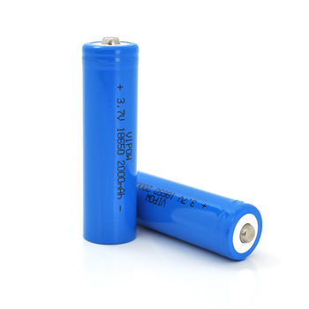 Литий-ионный элемент питания 18650 Vipow ICR18650 TipTop 2000 мАч 3.7V для фонарей Q50/500