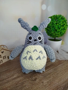 Вязаная мягкая плюшевая игрушка амигуруми добрый лесной дух Totoro "Тоторо", серый, 27 см, ручная работа
