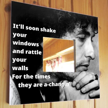 Декоративное зеркало "Боб Дилан. Bob Dylan" подарок для фанатов блюза, рок музыки, украшение в бар, клуб, студию