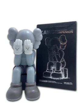 Статуетка KAWS x COMPANION PASSING THROUGH x Gray 400% 27 см Brian Donnelly Монумент