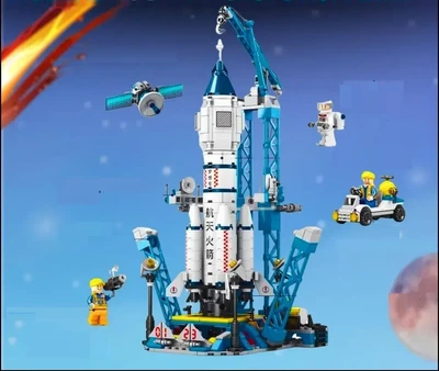 Конструктор космічна ракета Space Shuttle на 551 деталей з 3 фігурками (531)
