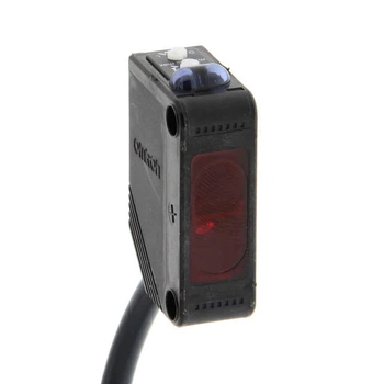 Фотоэлектрический датчик Omron E3Z-D62