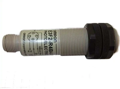 Фотоэлектрический датчик Omron E3F2-R4B4 2M
