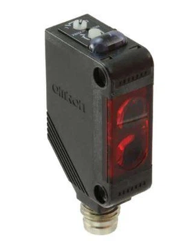 Фотоэлектрический датчик Omron E3Z-R86